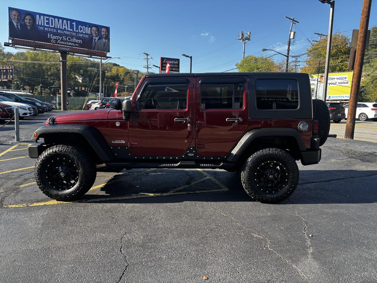 Jeep Wrangler Unlimited 4WD 4dr Sport 2010