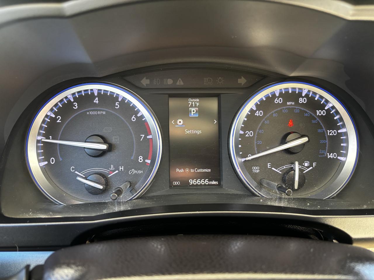 Toyota Highlander AWD 4dr V6 XLE (Natl) 2016