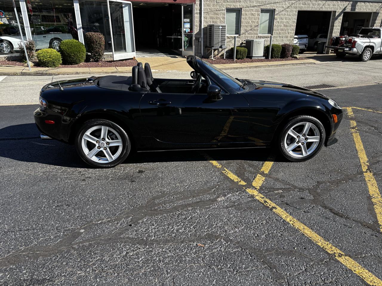 Mazda MX-5 Miata 2dr Conv Sport Manual 2008