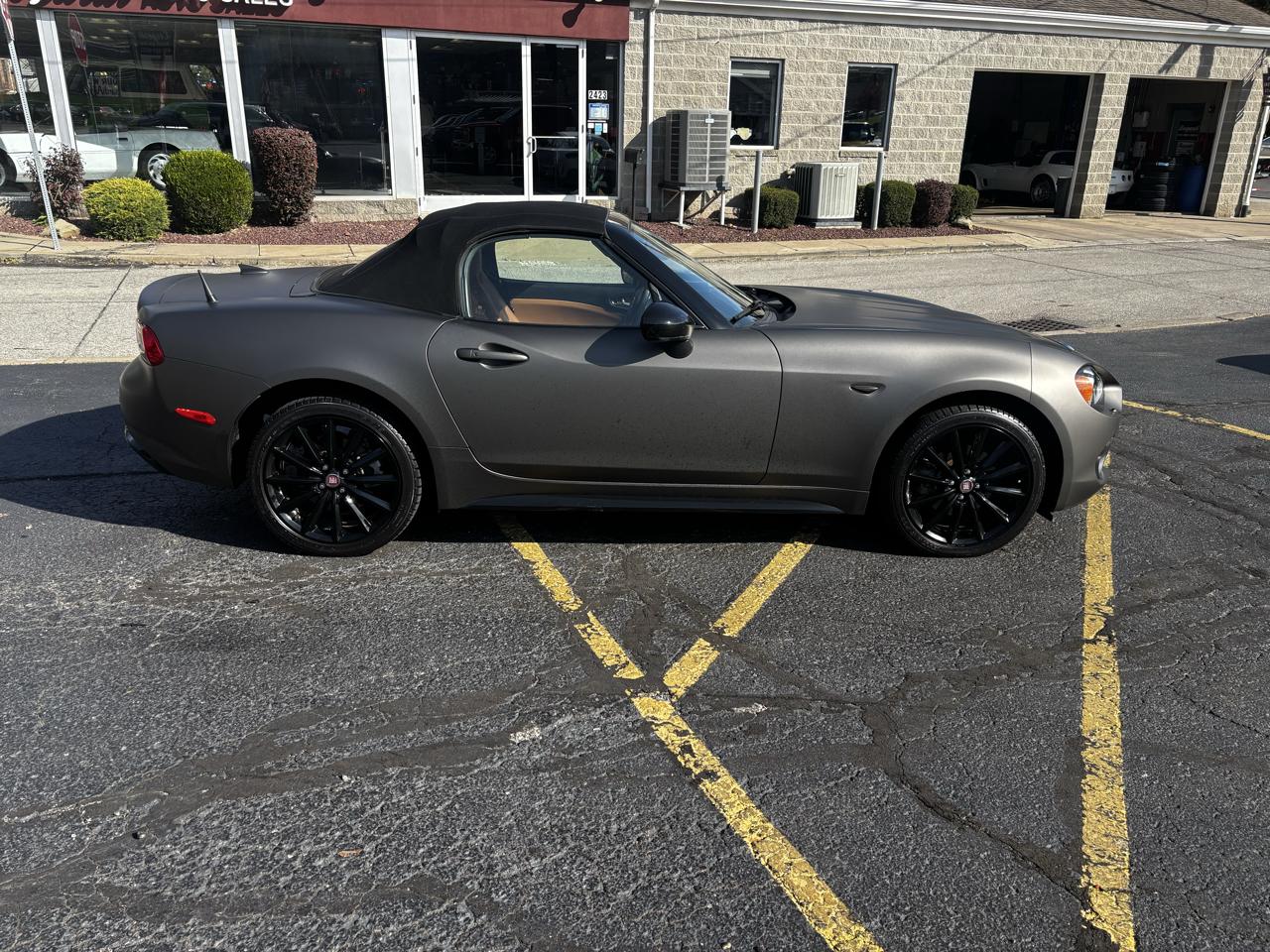 Fiat 124 Spider Lusso Convertible 2018