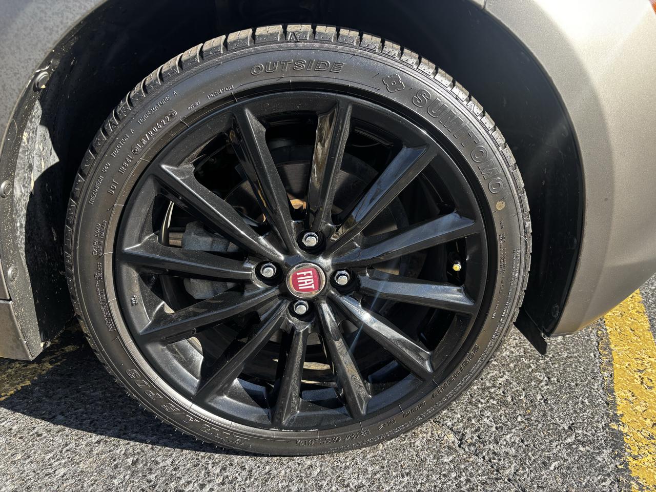 Fiat 124 Spider Lusso Convertible 2018