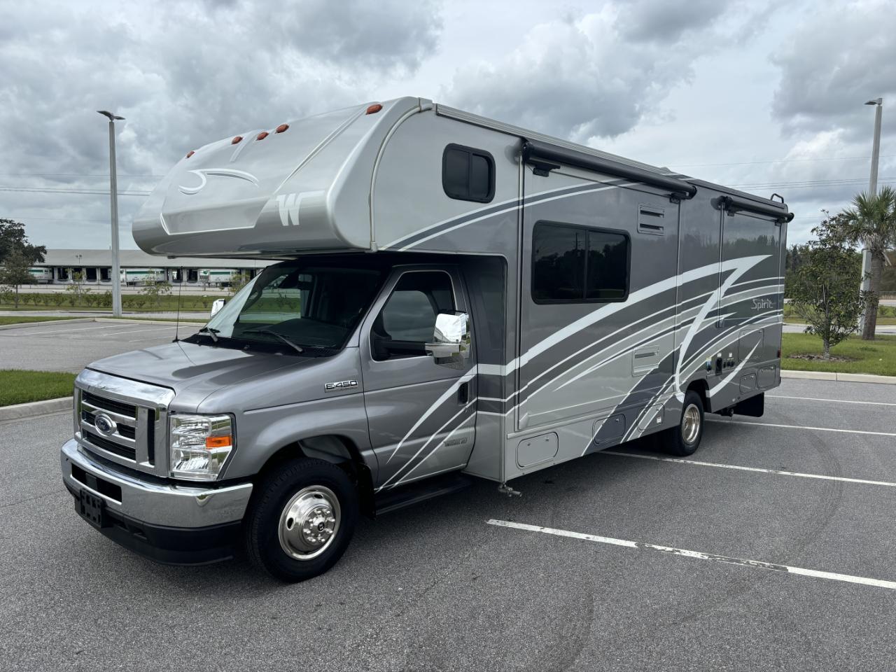 Winnebago Minnie Winnie  2022
