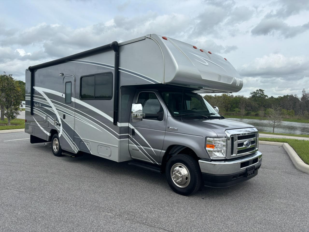 Winnebago Minnie Winnie  2022