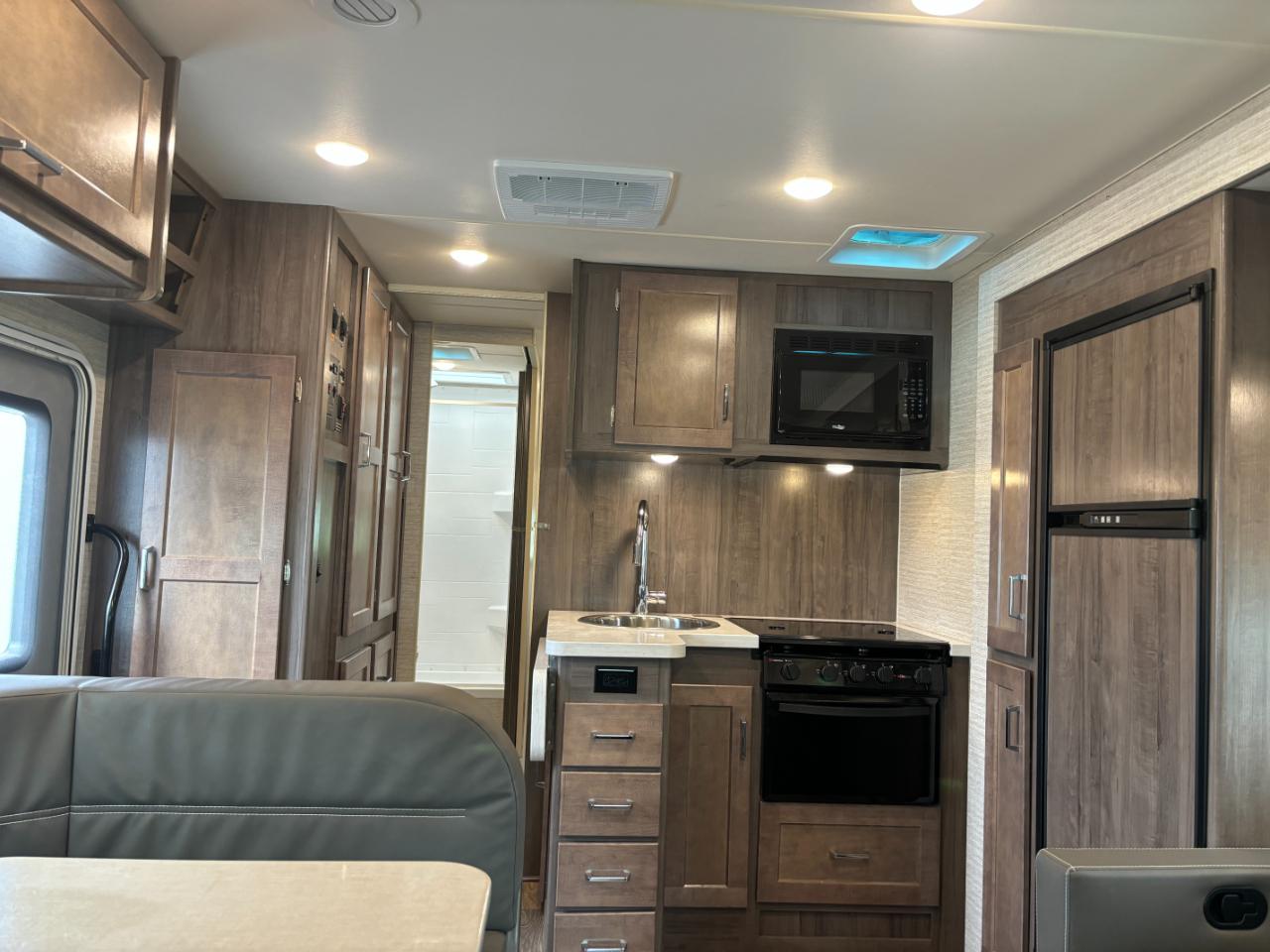 Winnebago Minnie Winnie  2022