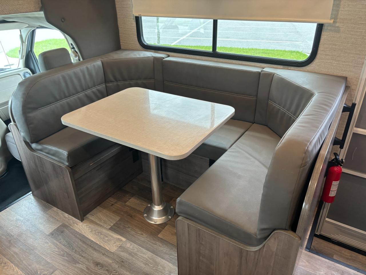 Winnebago Minnie Winnie  2022