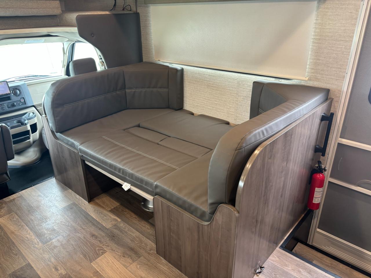 Winnebago Minnie Winnie  2022