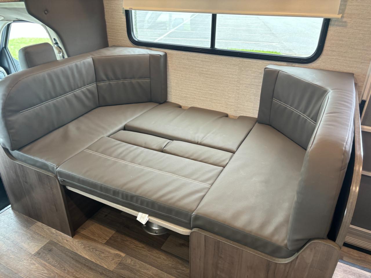 Winnebago Minnie Winnie  2022