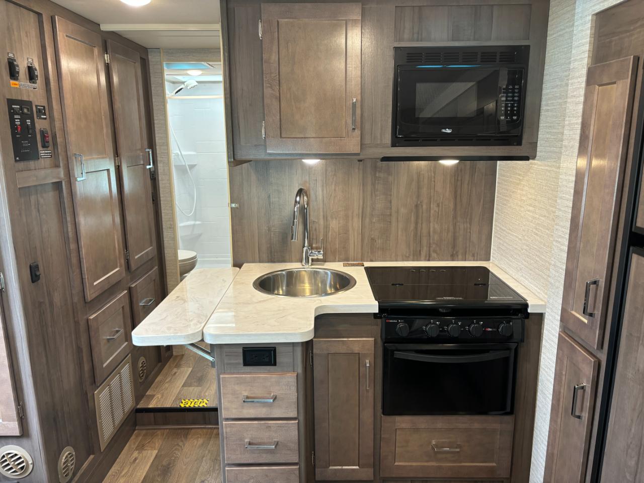 Winnebago Minnie Winnie  2022