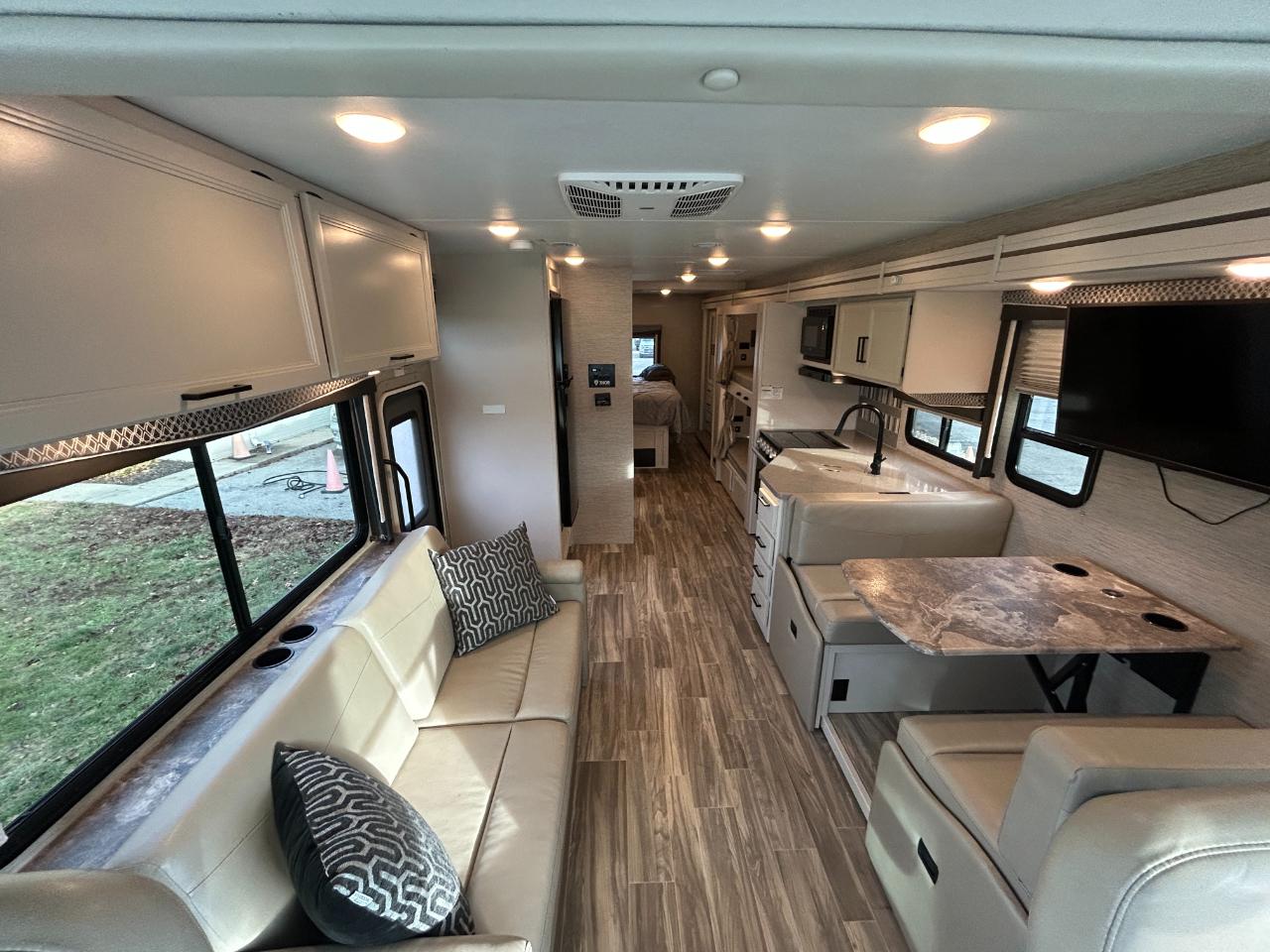 Thor Motor Coach A.C.E.  2023