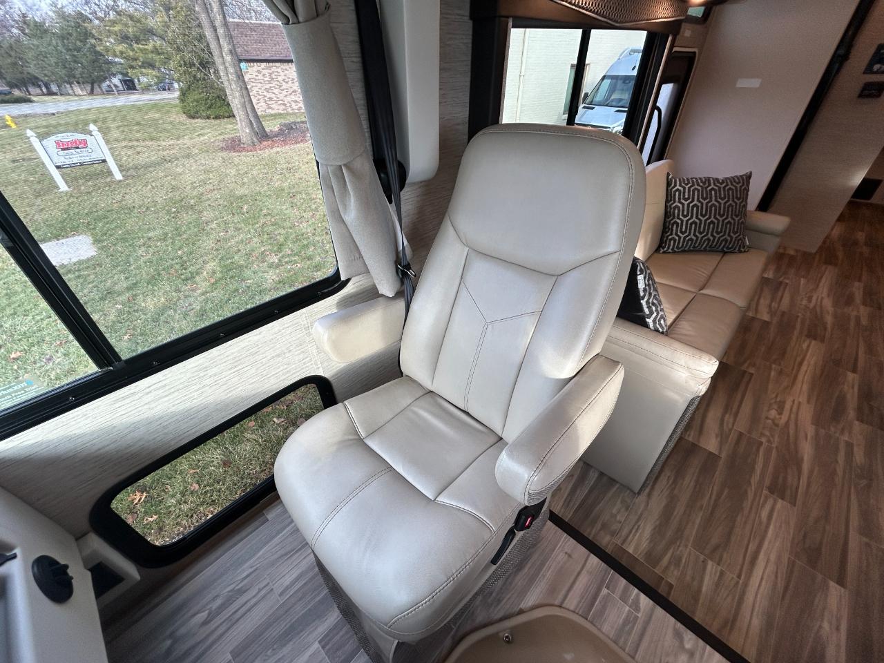 Thor Motor Coach A.C.E.  2023