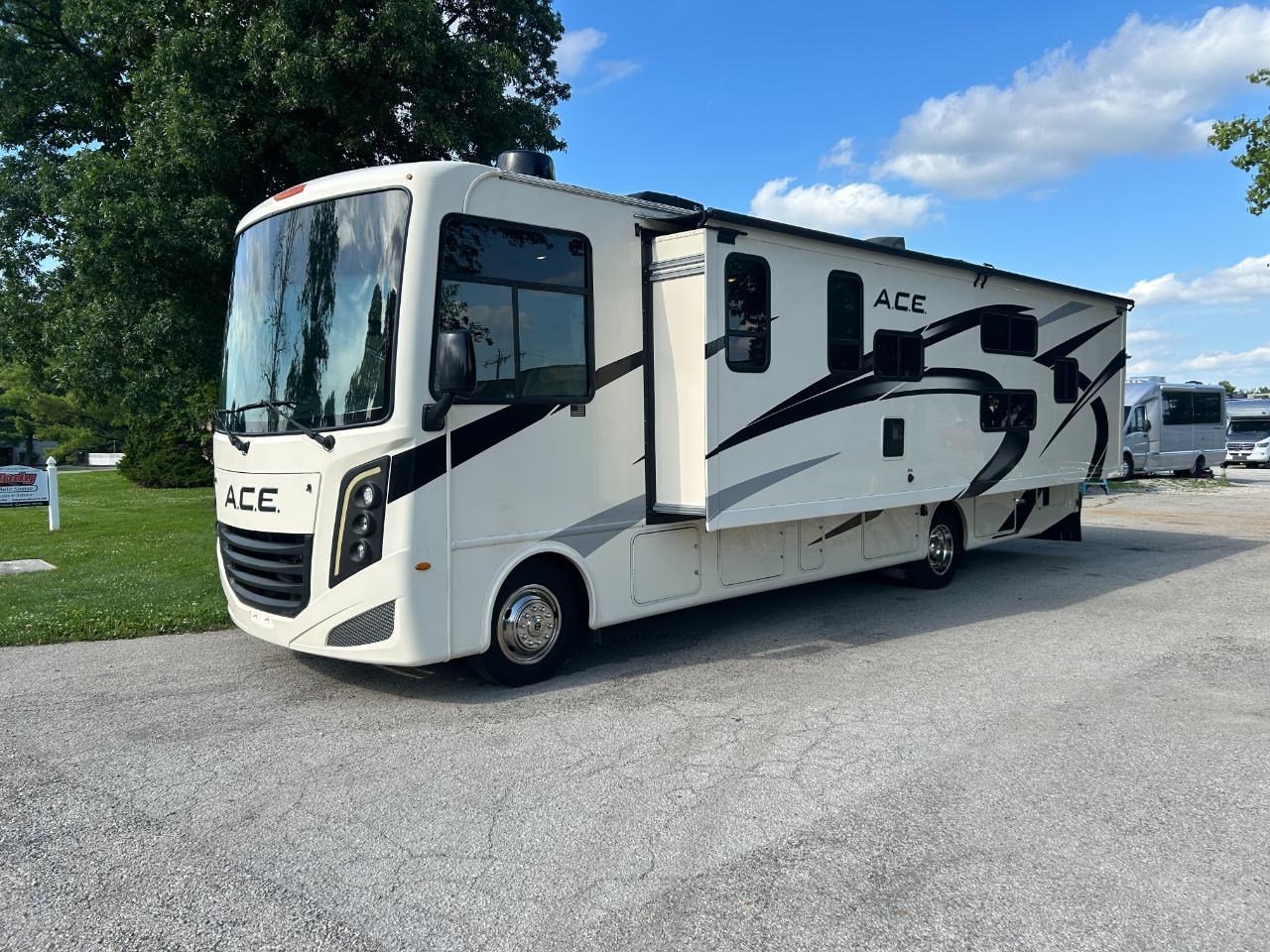 Thor Motor Coach A.C.E.  2023