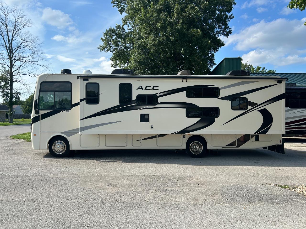 Thor Motor Coach A.C.E.  2023