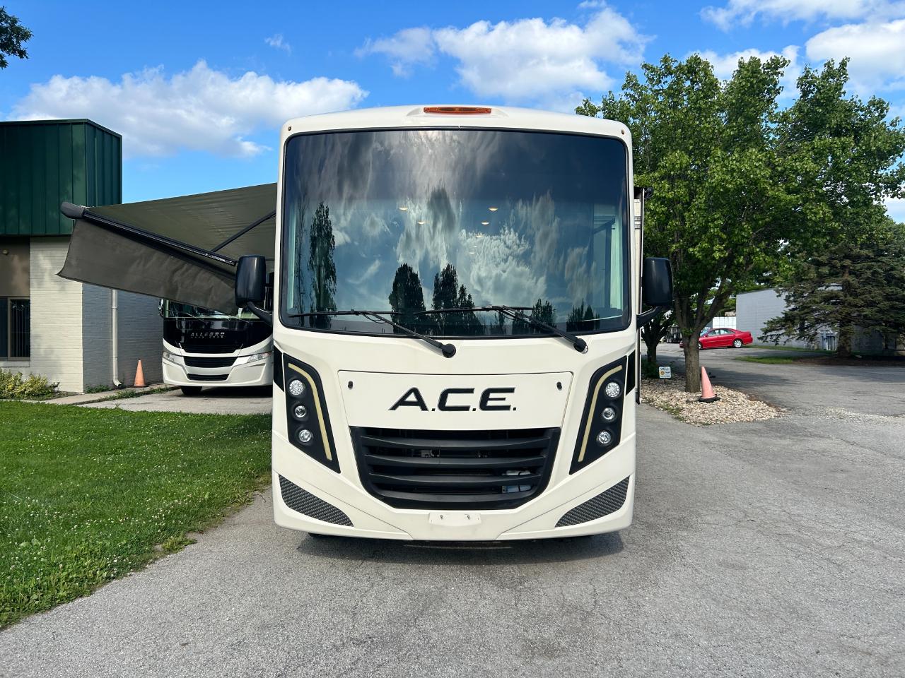 Thor Motor Coach A.C.E.  2023