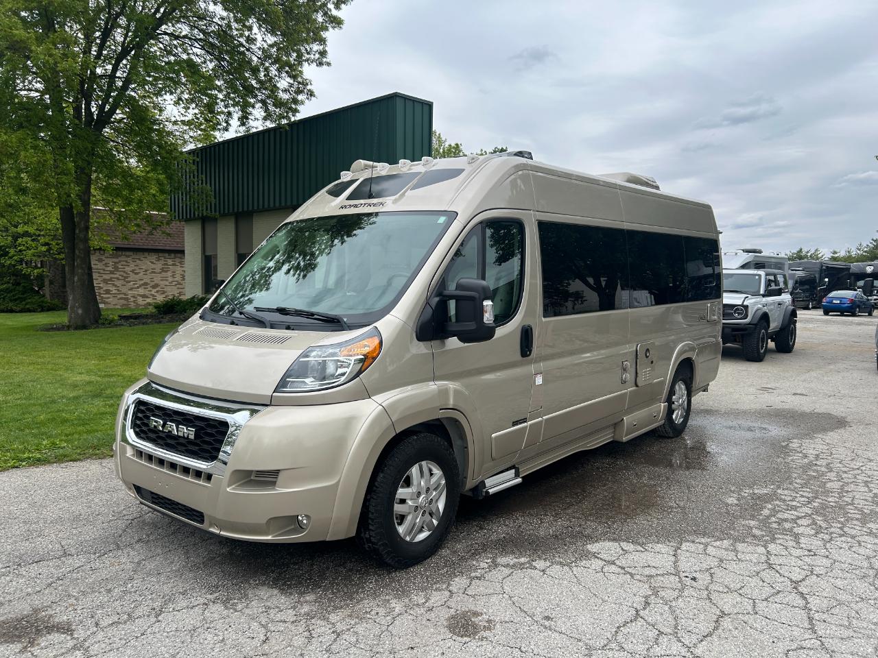 2022 Roadtrek Motorhomes Popular Series Chase