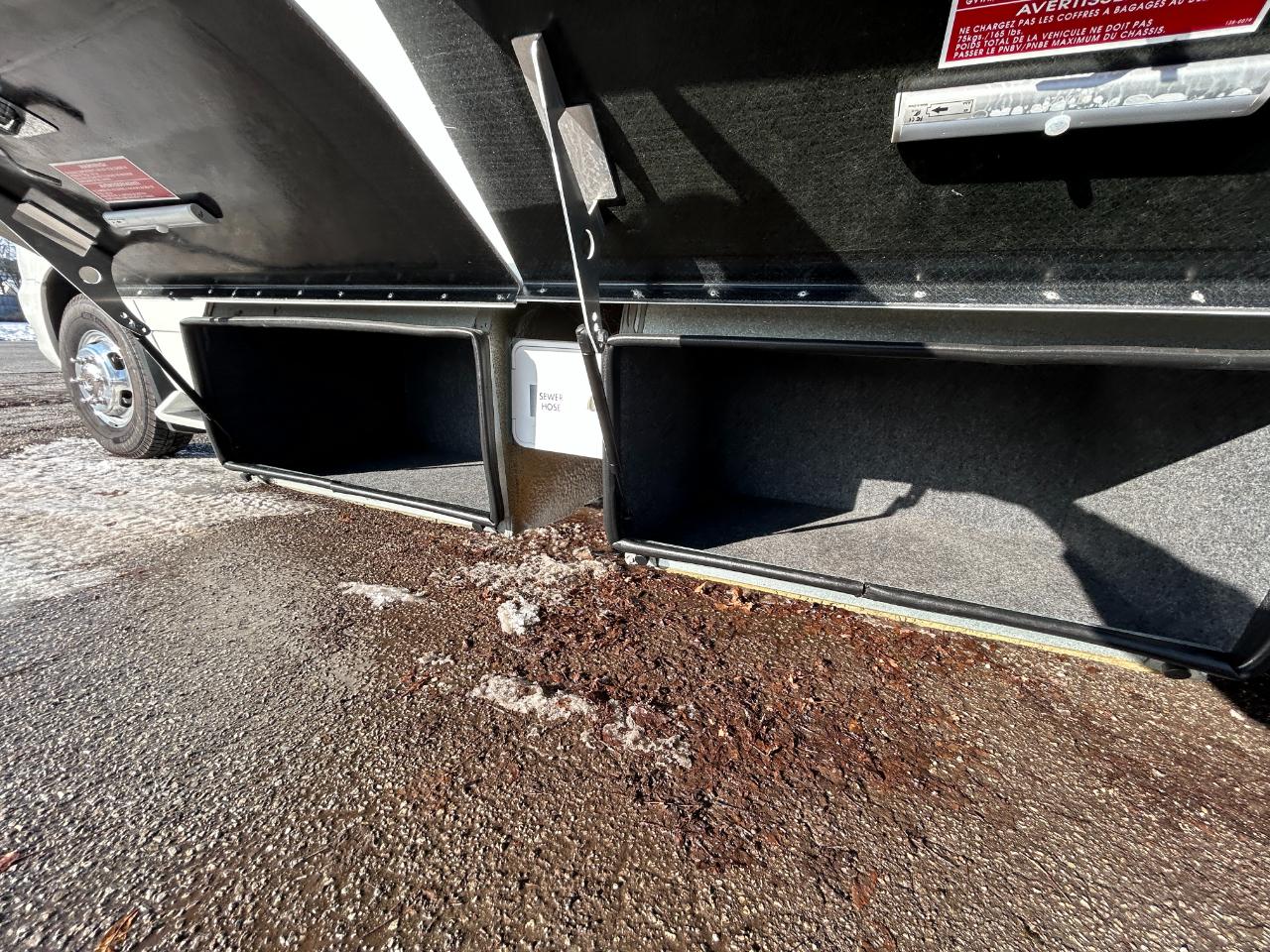 Leisure Travel U24MB  2018