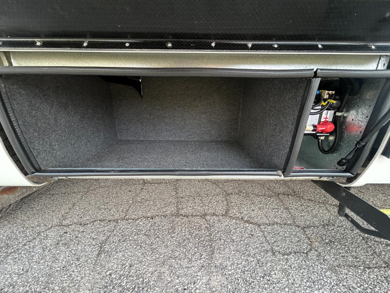 Leisure Travel U24MB  2018