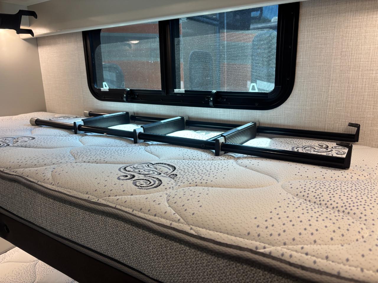 Fleetwood Flex  2024