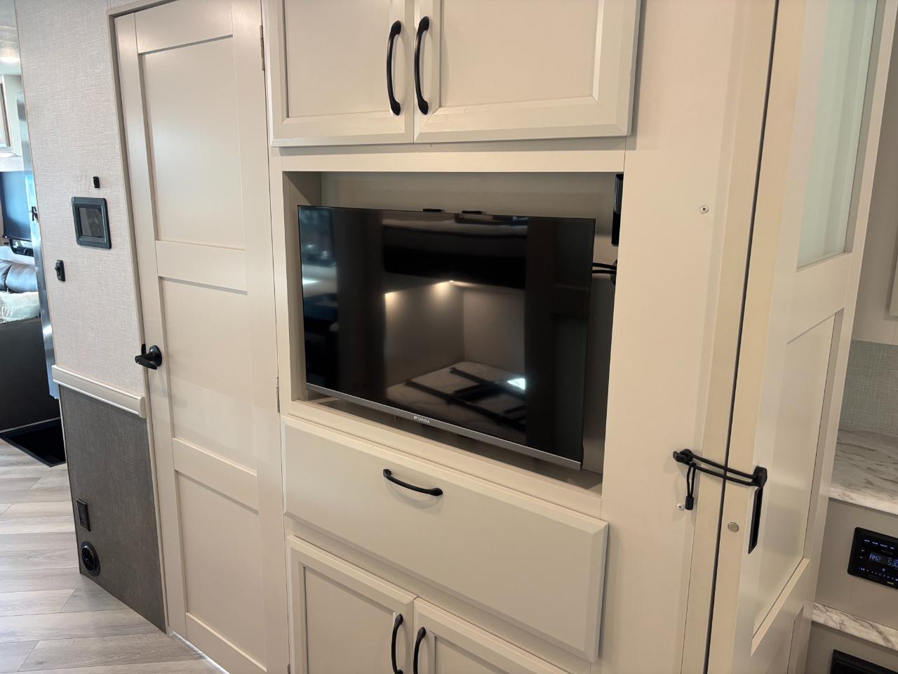 Fleetwood Flex  2024