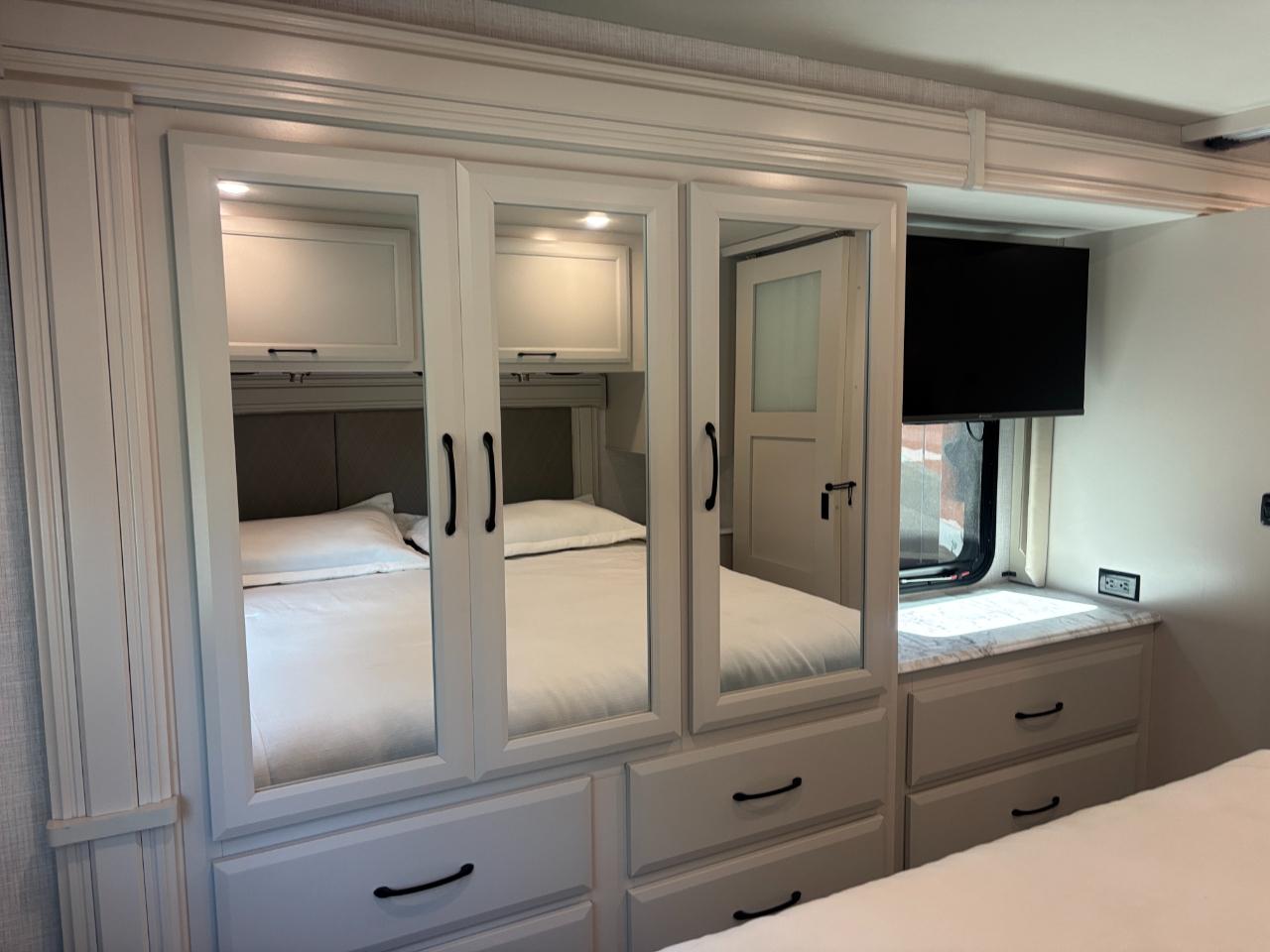 Fleetwood Flex  2024