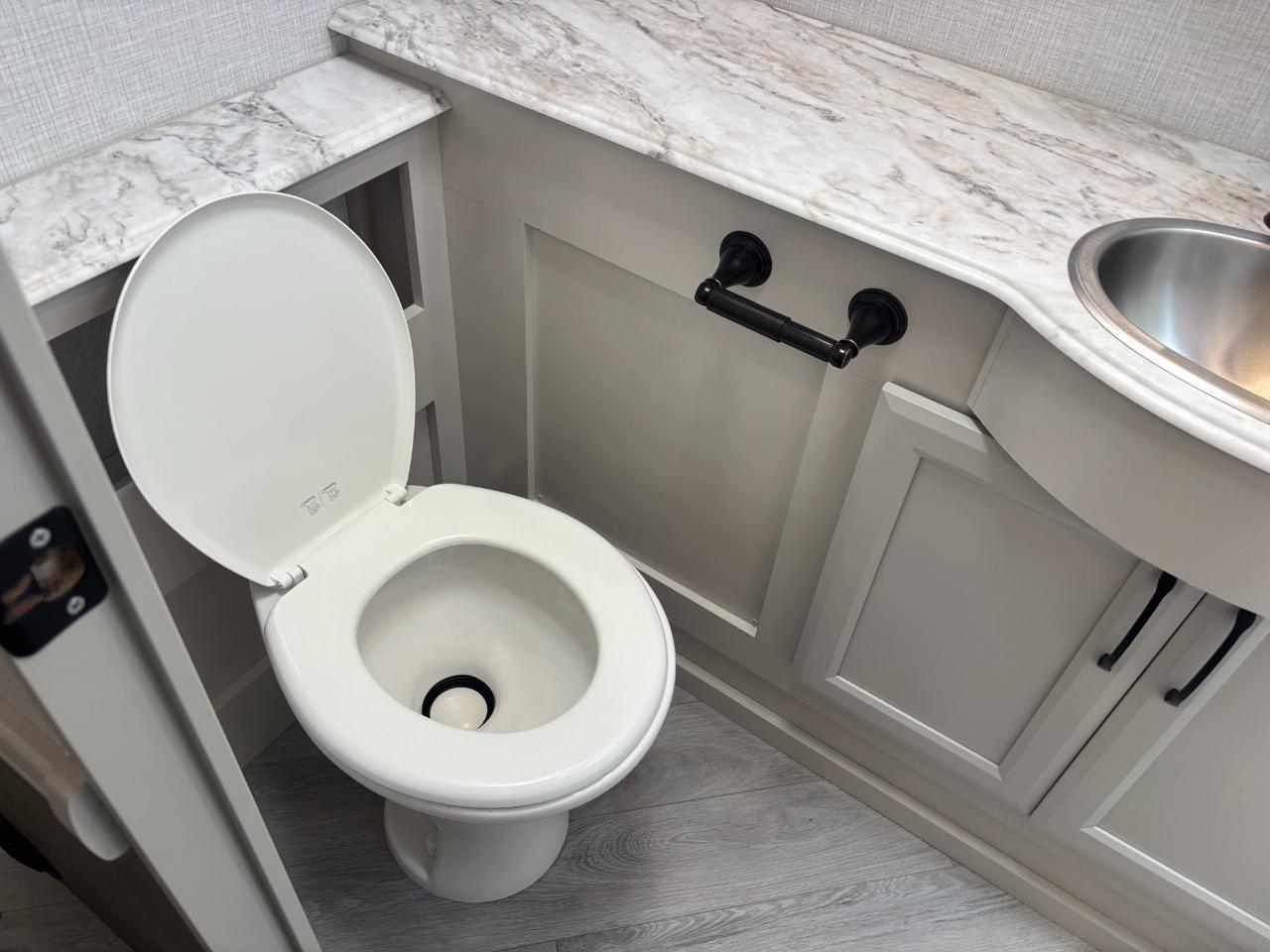 Fleetwood Flex  2024