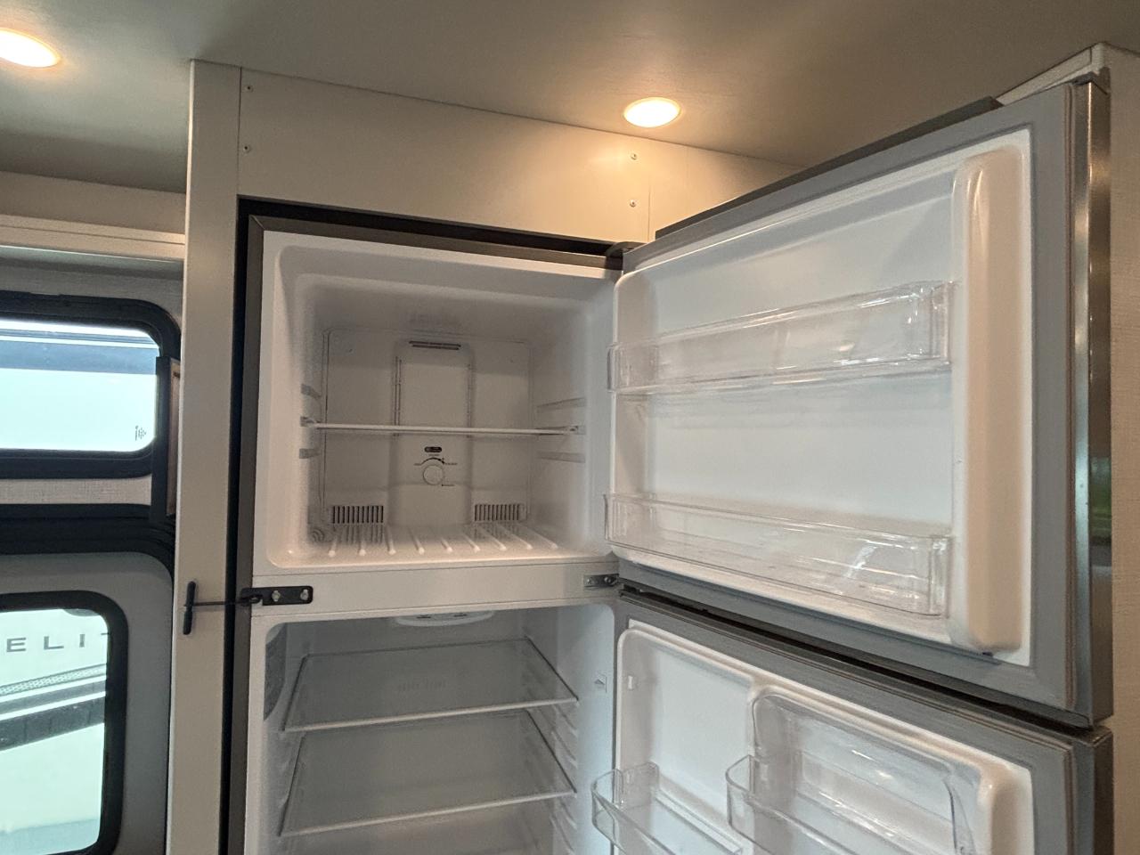 Fleetwood Flex  2024