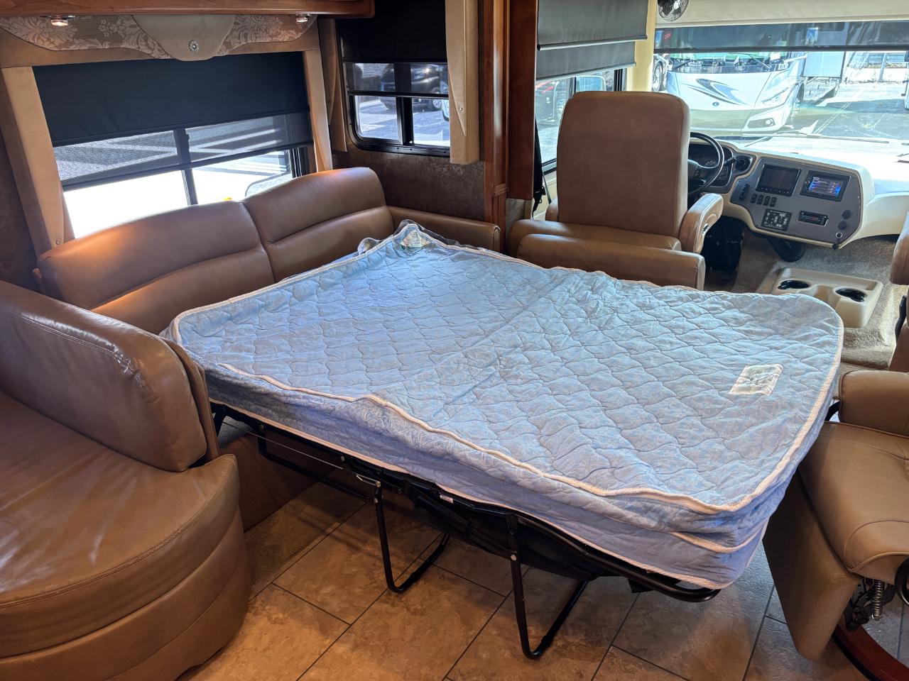 Tiffin Motorhomes Allegro  2015