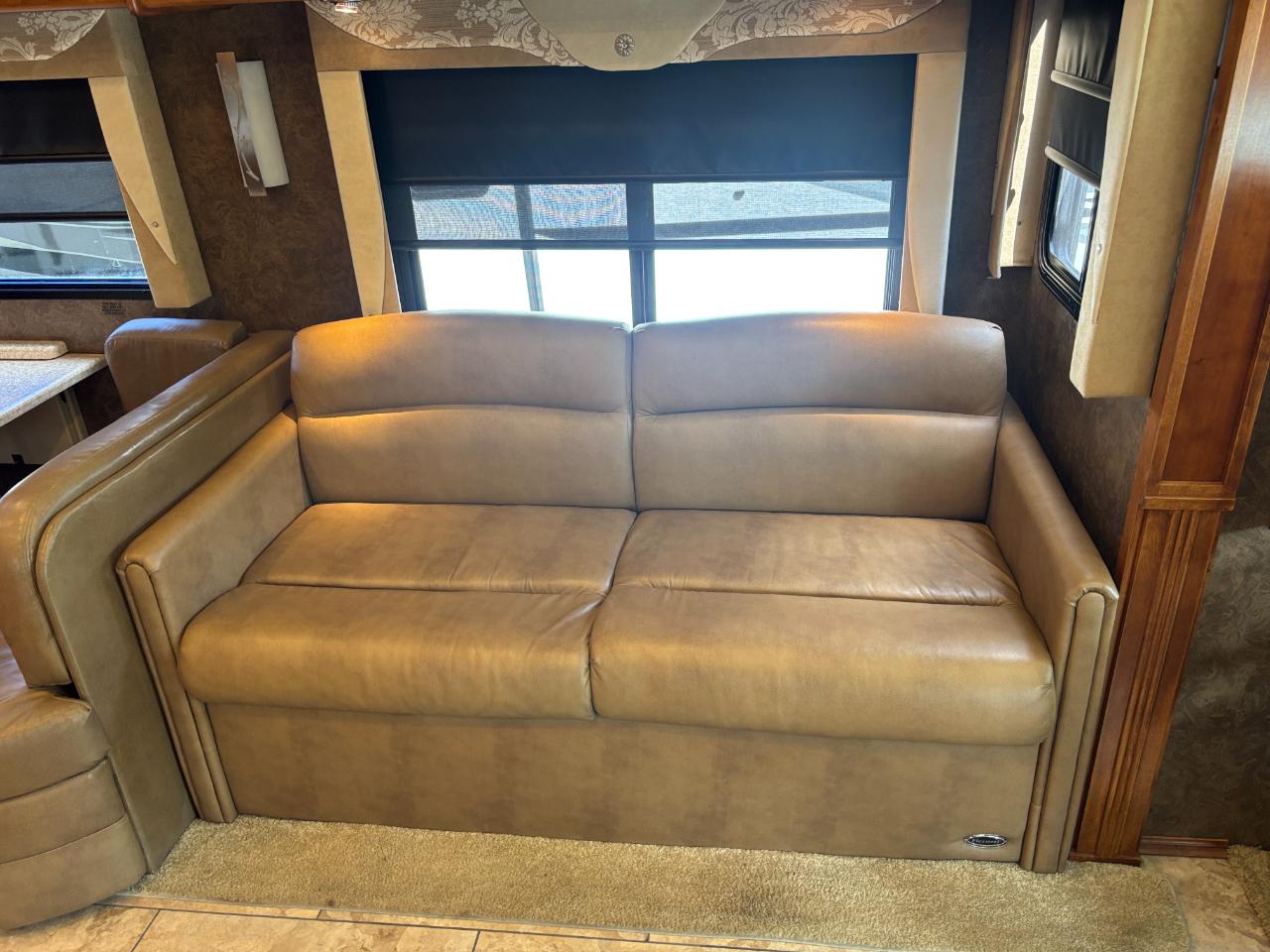 Tiffin Motorhomes Allegro  2015