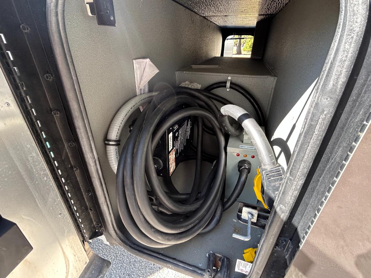 Tiffin Motorhomes Allegro  2015