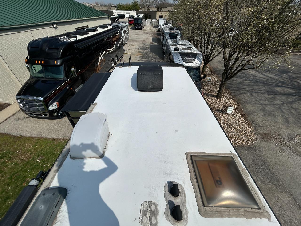 Tiffin Motorhomes Allegro  2015