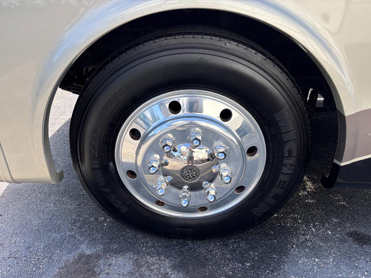 Tiffin Motorhomes Allegro  2015