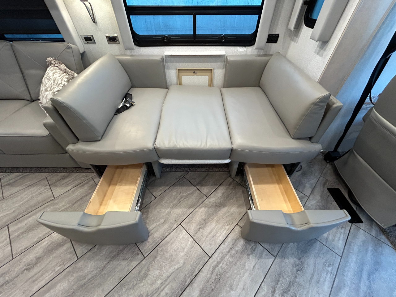 Newmar Bay Star  2021