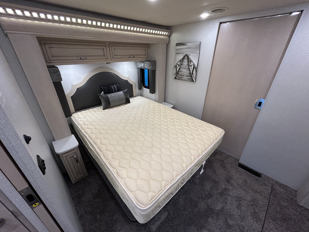 Newmar Bay Star  2021