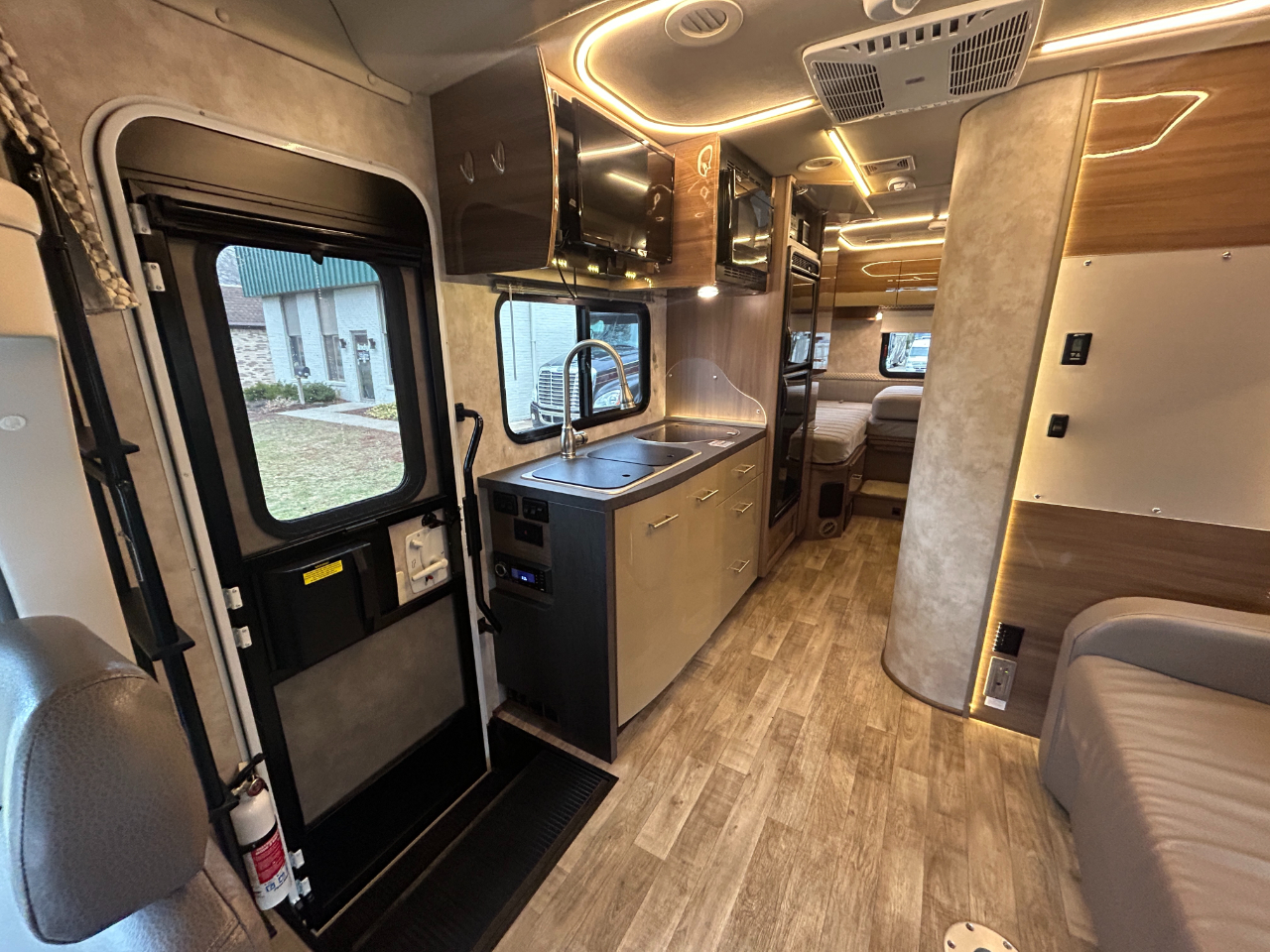 Winnebago View  2018