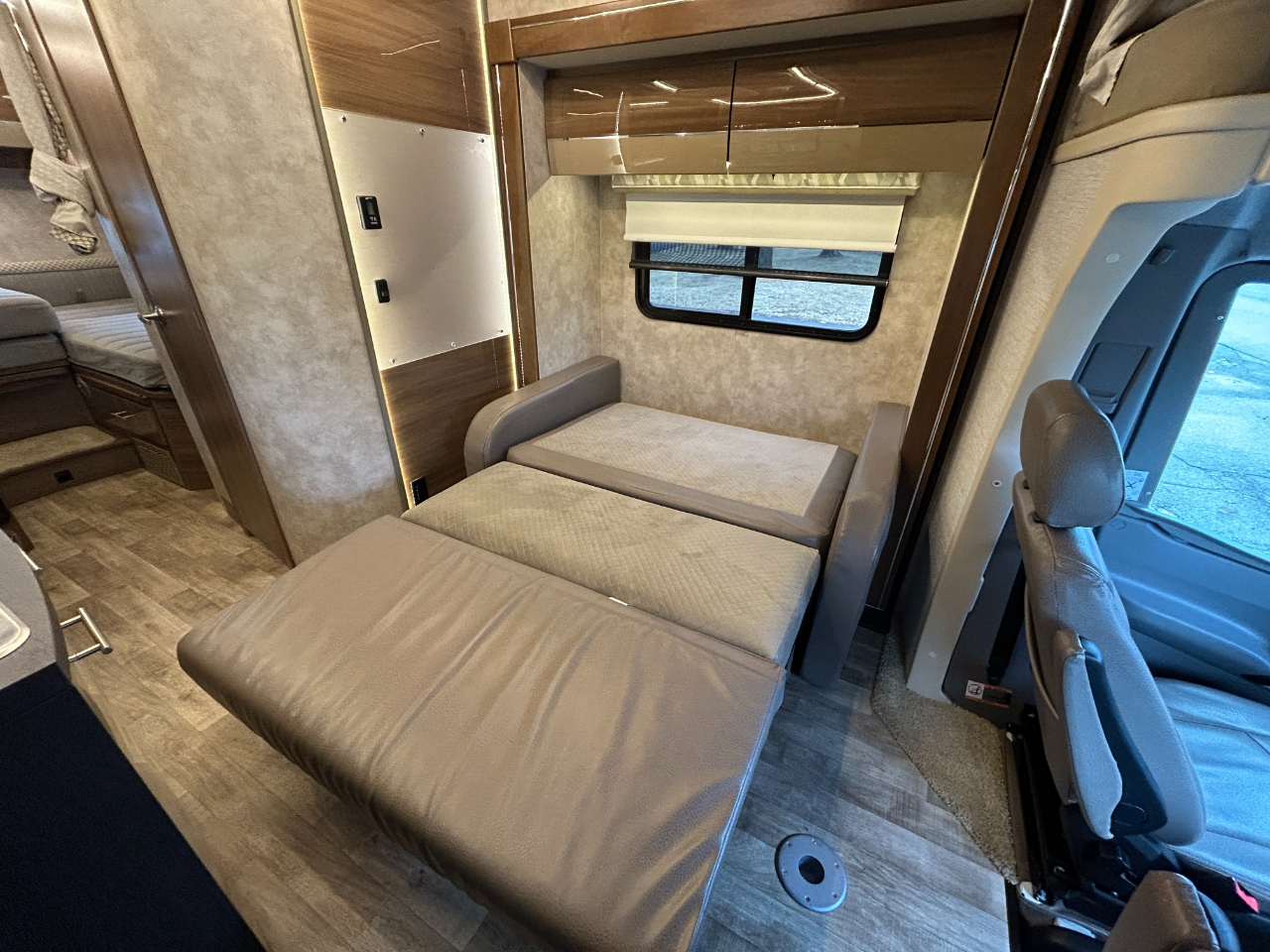 Winnebago View  2018