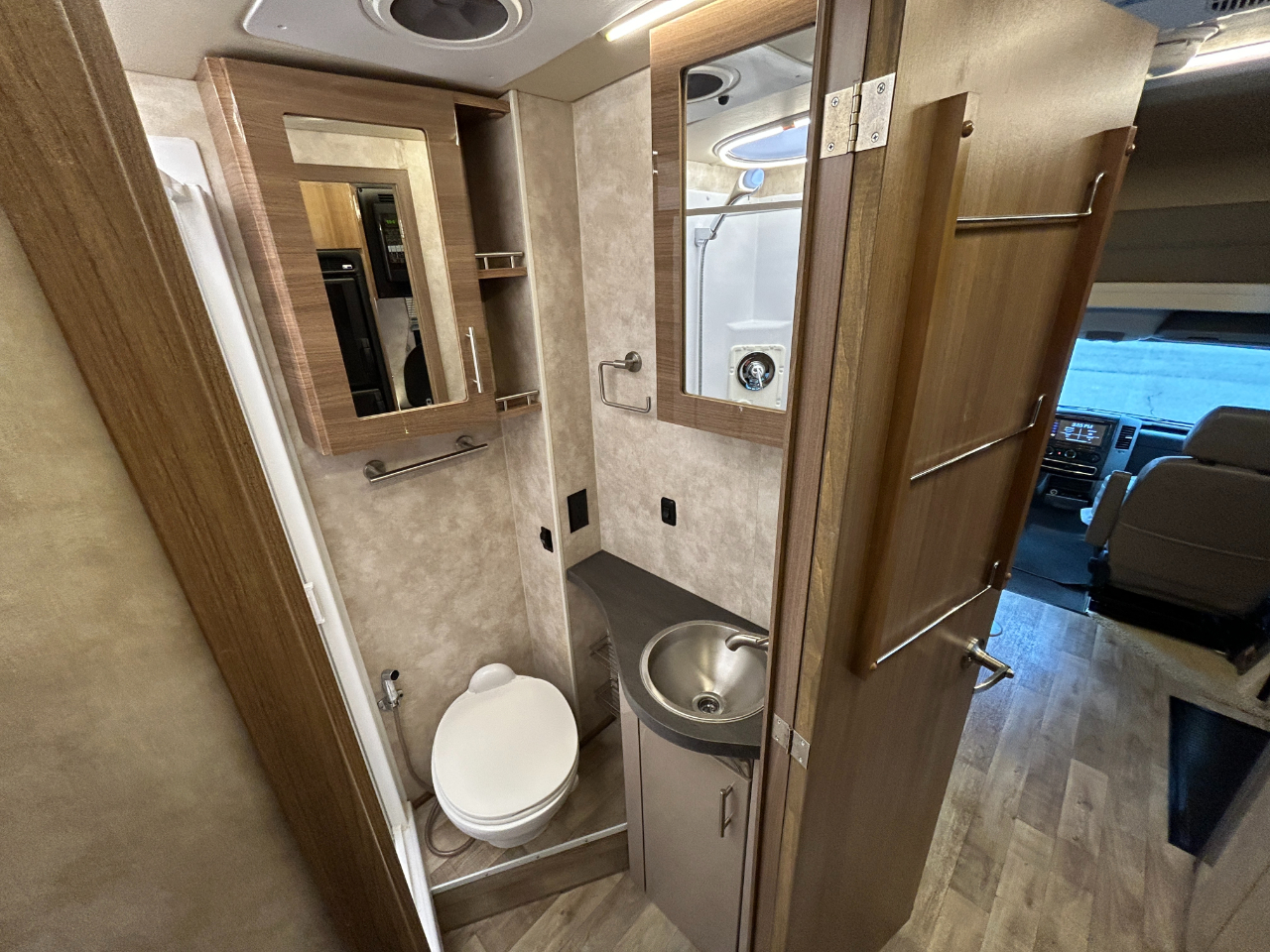 Winnebago View  2018