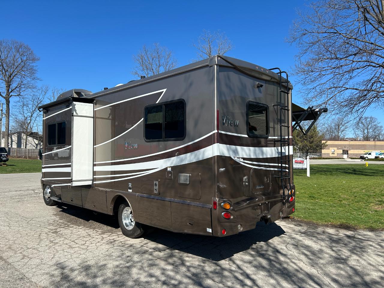Winnebago View  2018