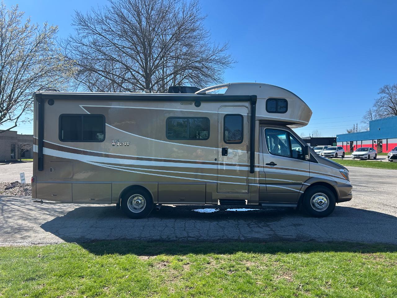 Winnebago View  2018