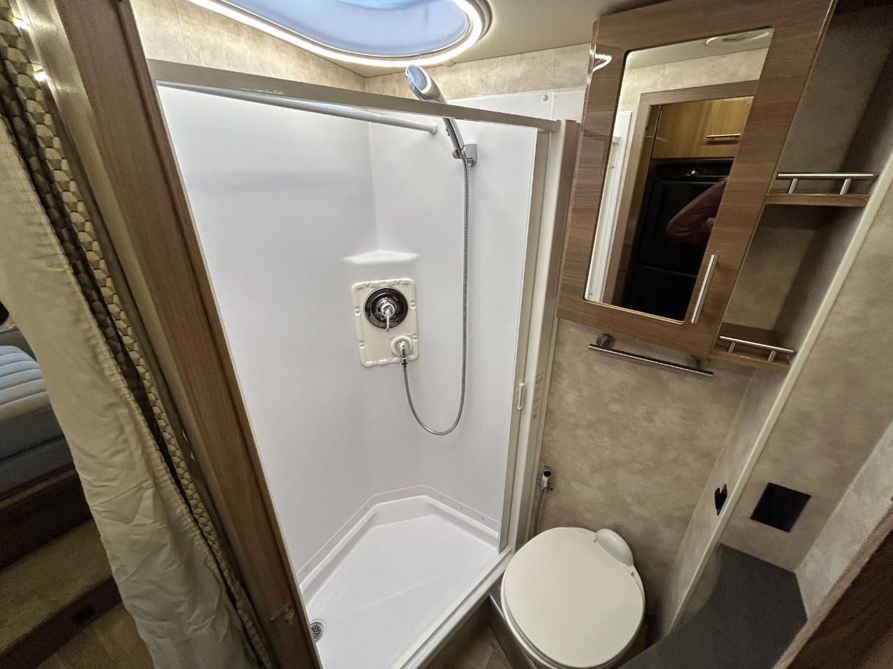 Winnebago View  2018