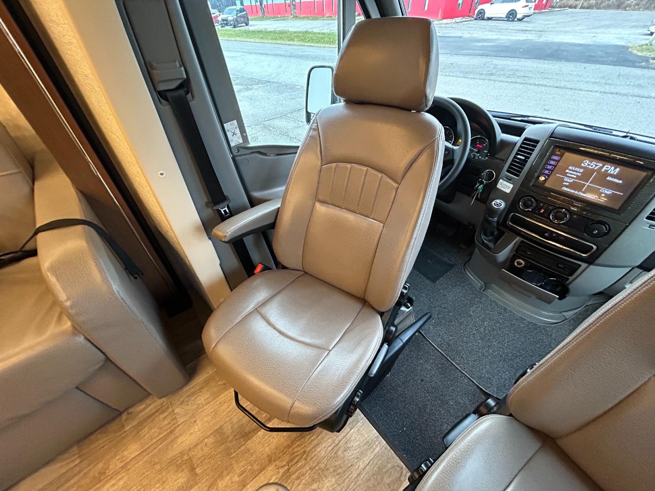 Winnebago View  2018