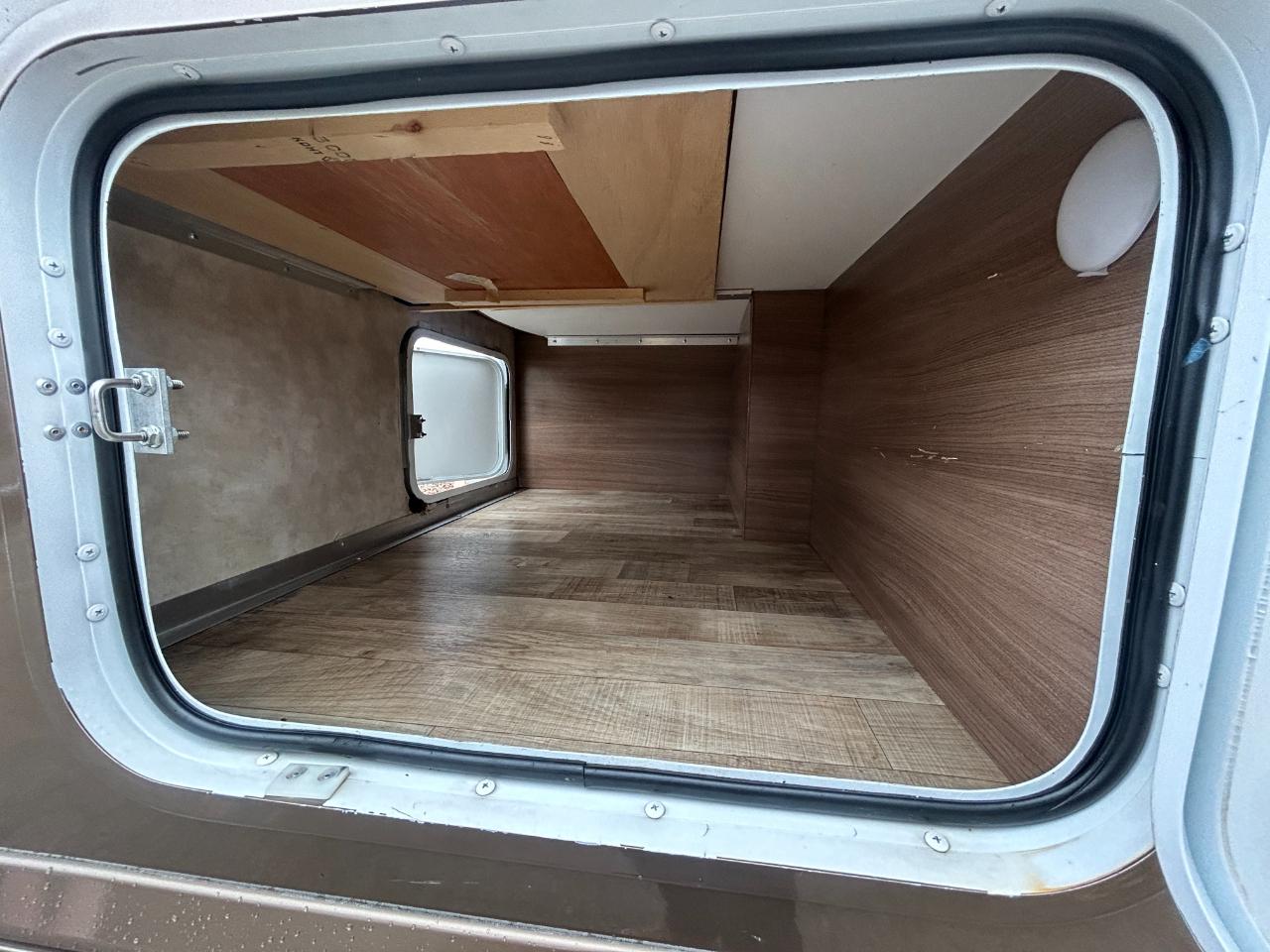 Winnebago View  2018