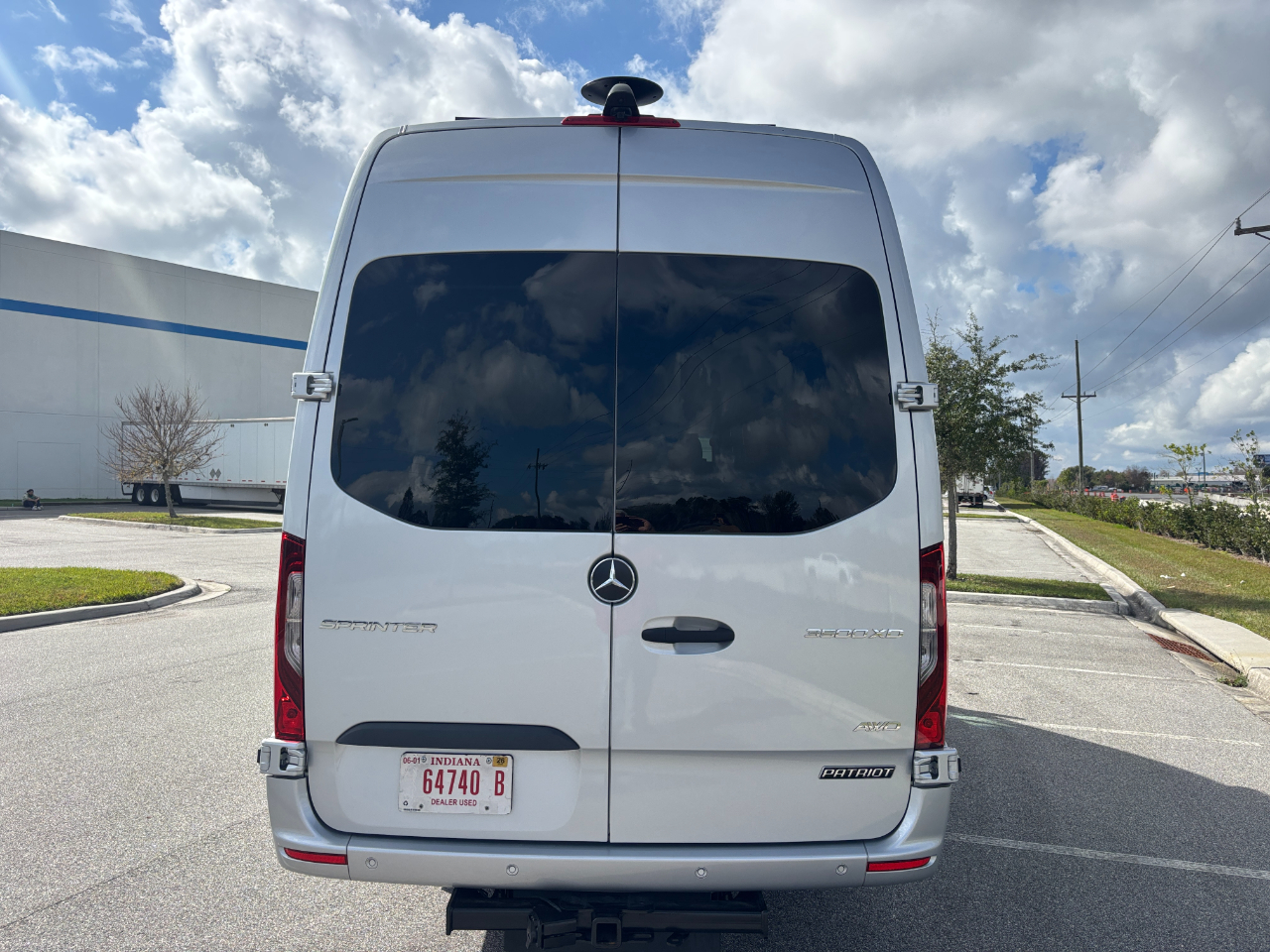 American Coach MD4 Lounge  2024