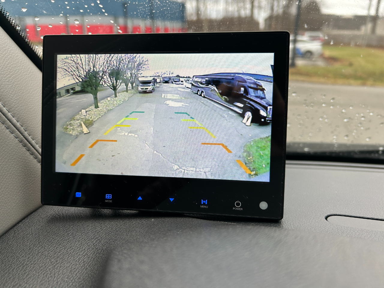 American Coach MD4 Lounge  2024