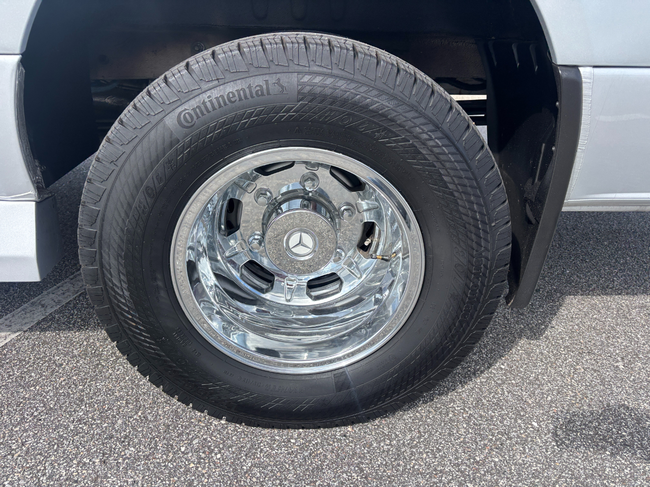 American Coach MD4 Lounge  2024