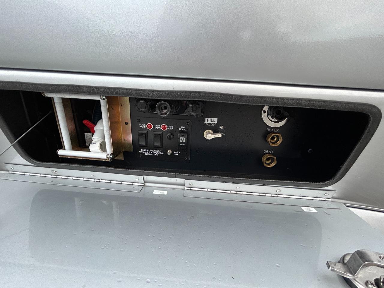 American Coach MD4 Lounge  2024