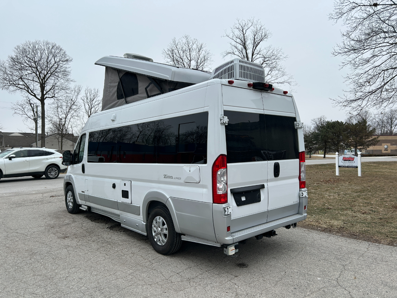 Roadtrek Motorhomes Versatile 170  2025