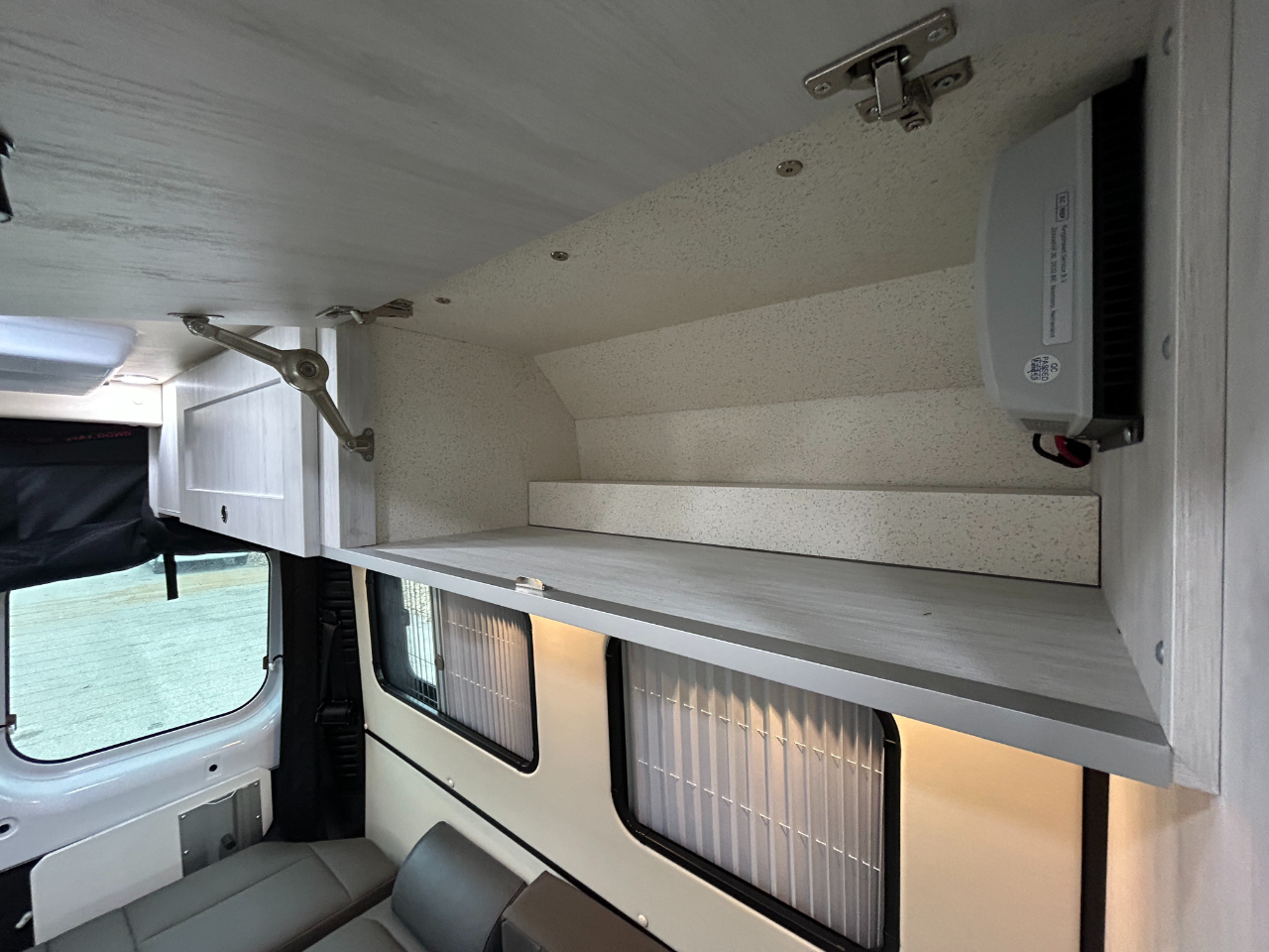 Roadtrek Motorhomes Versatile 170  2025