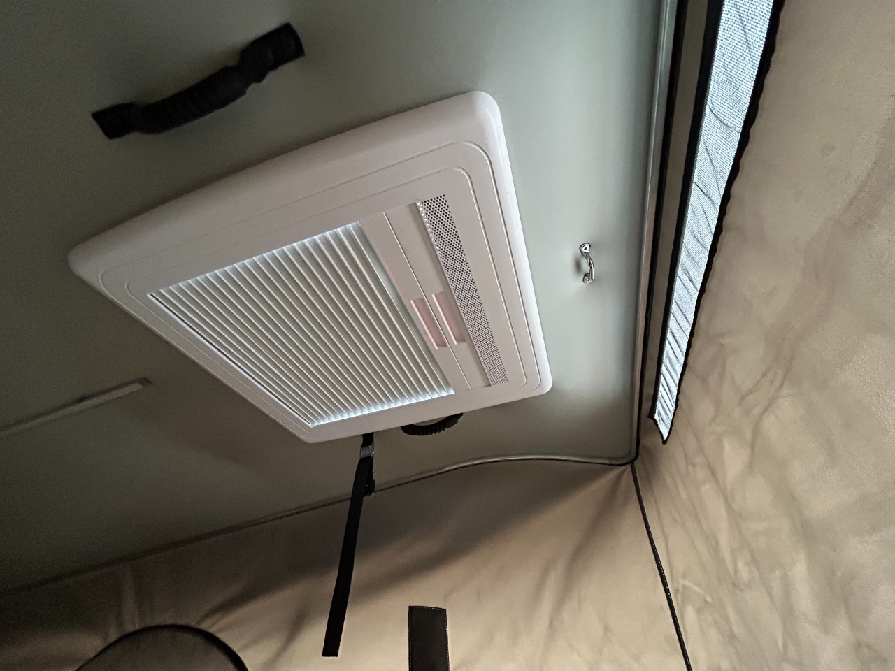 Roadtrek Motorhomes Versatile 170  2025