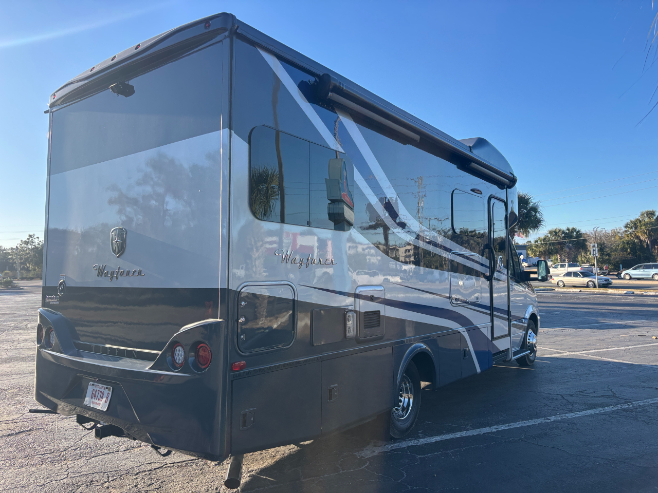 Tiffin Motorhomes Wayfarer  2019