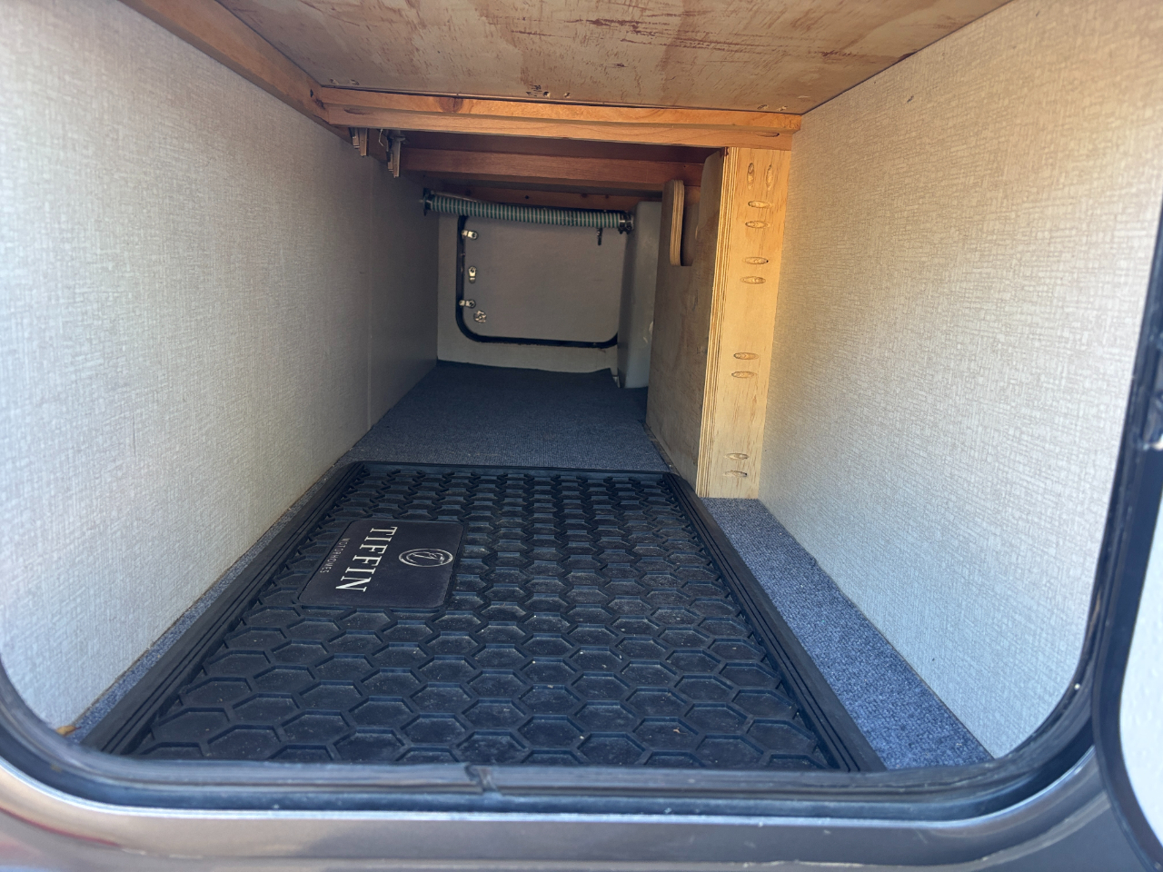 Tiffin Motorhomes Wayfarer  2019