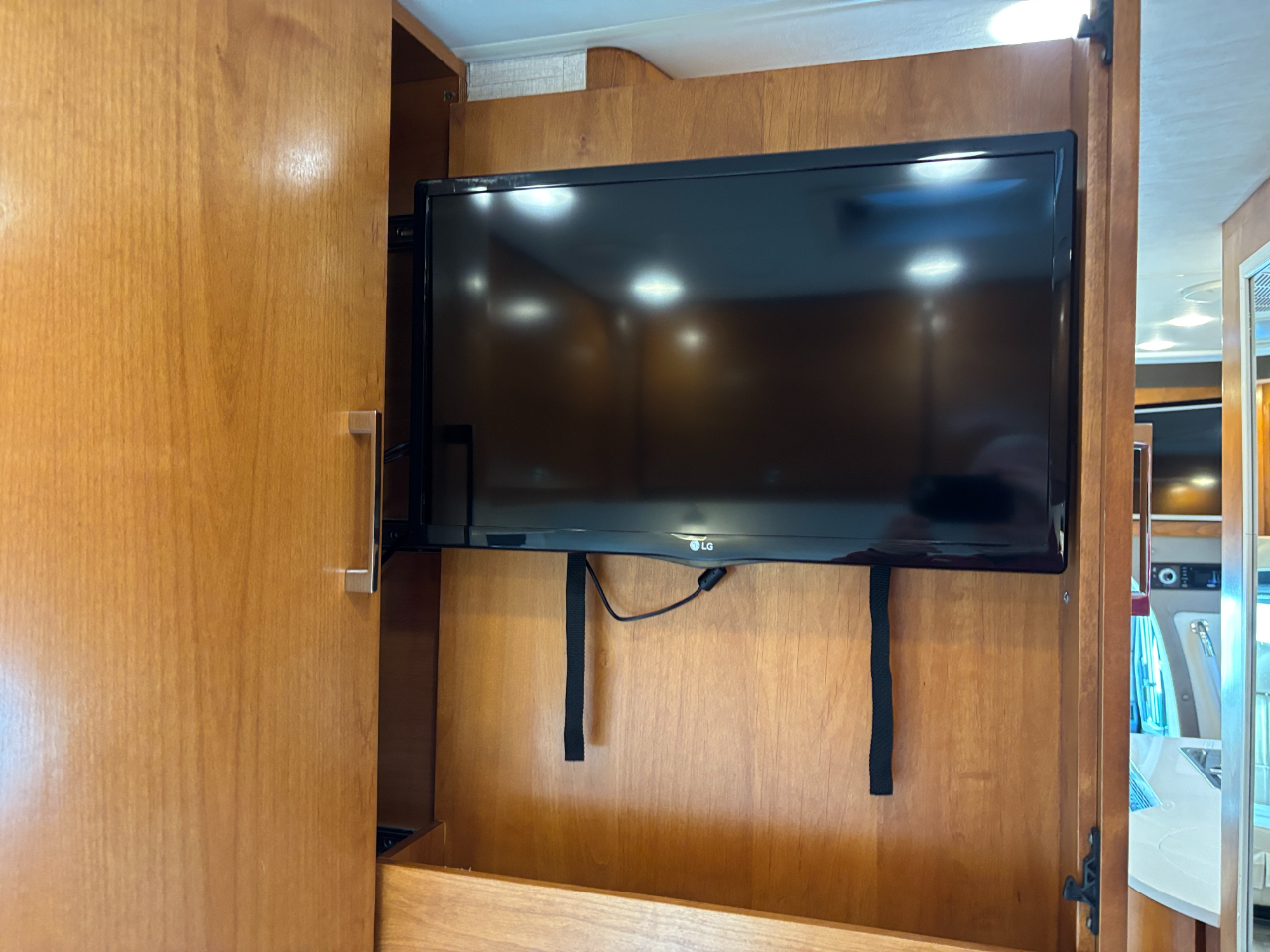 Tiffin Motorhomes Wayfarer  2019